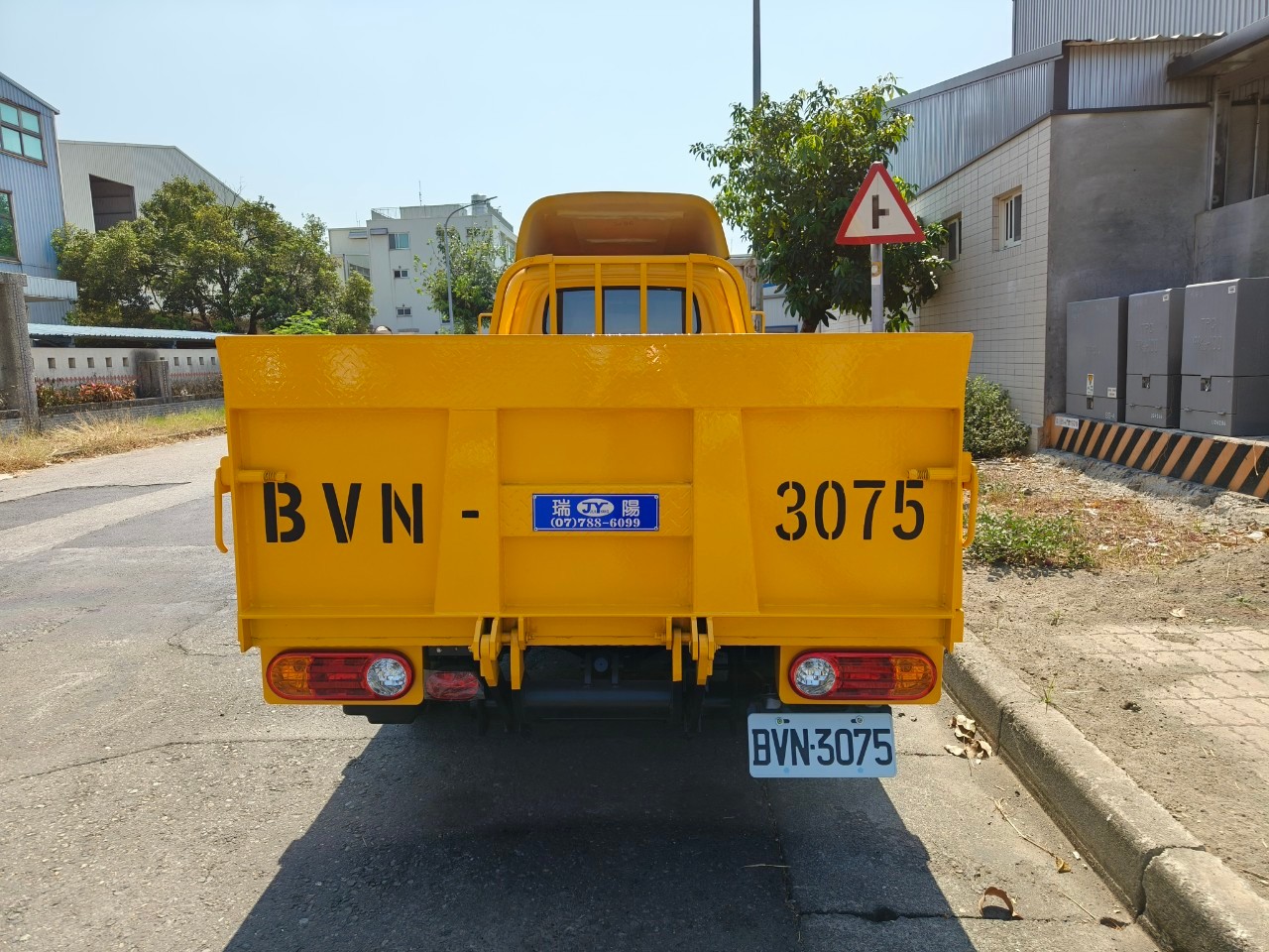 台南框式車