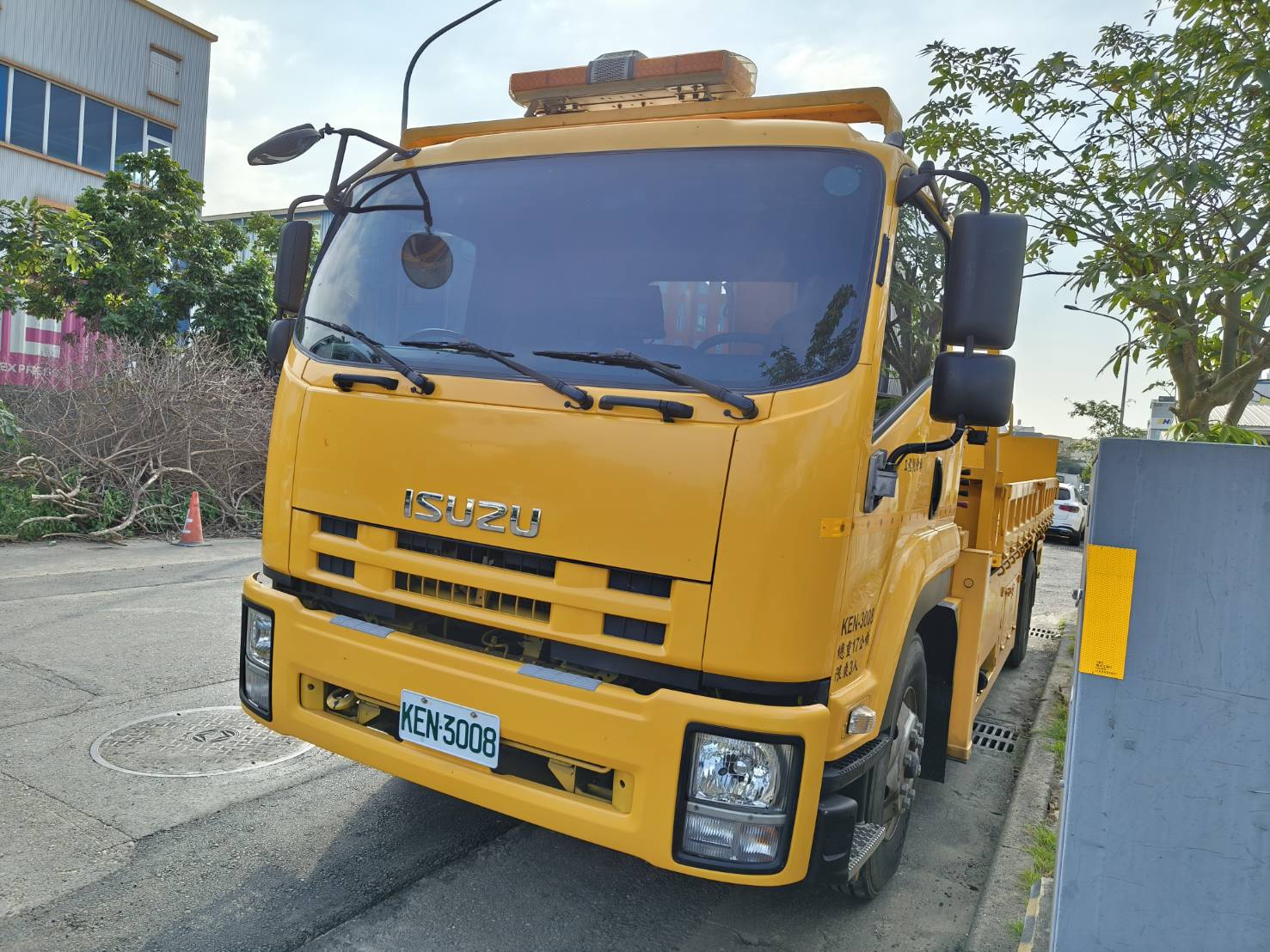 工程局吊桿車