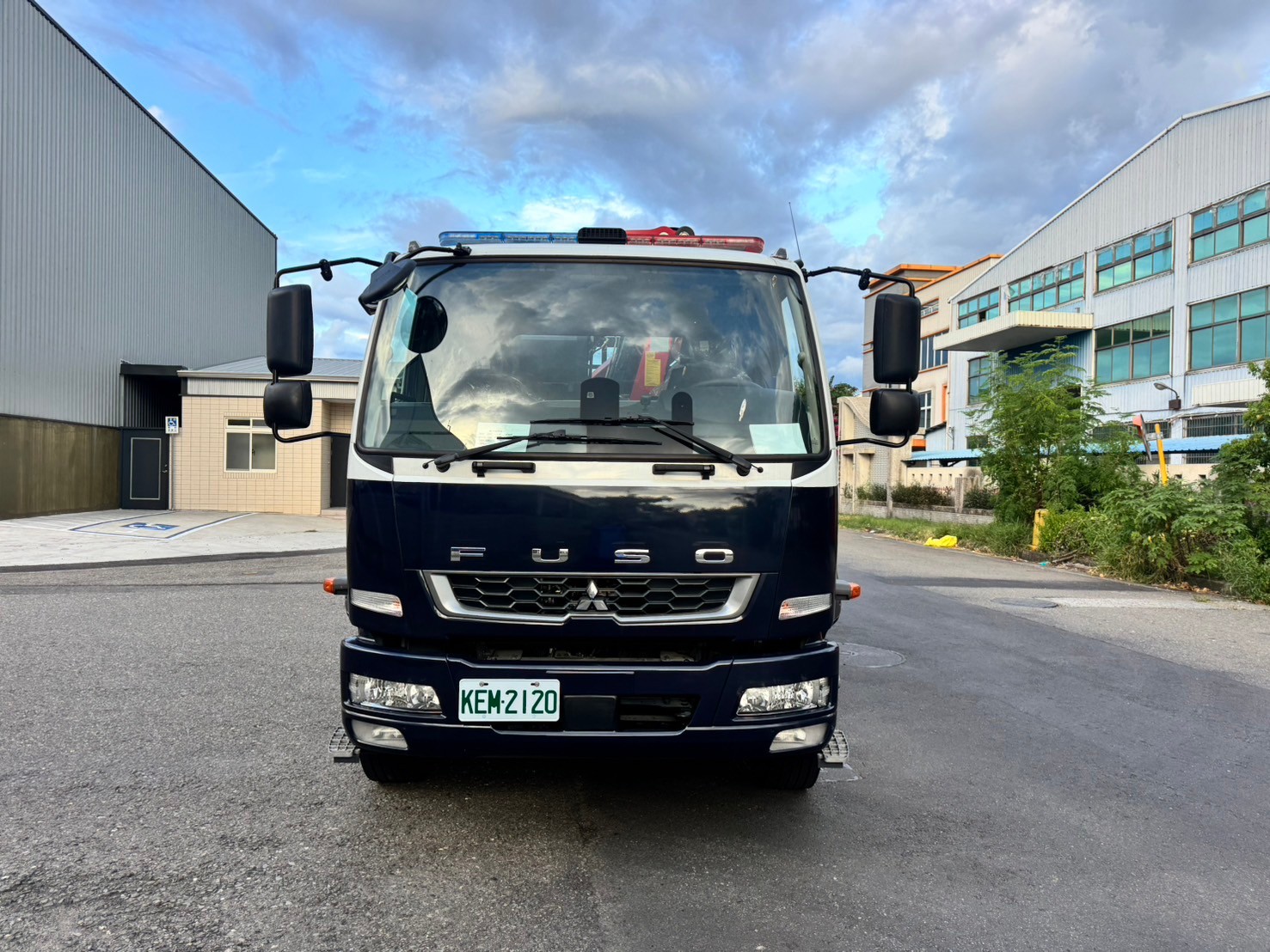 警政署吊桿車
